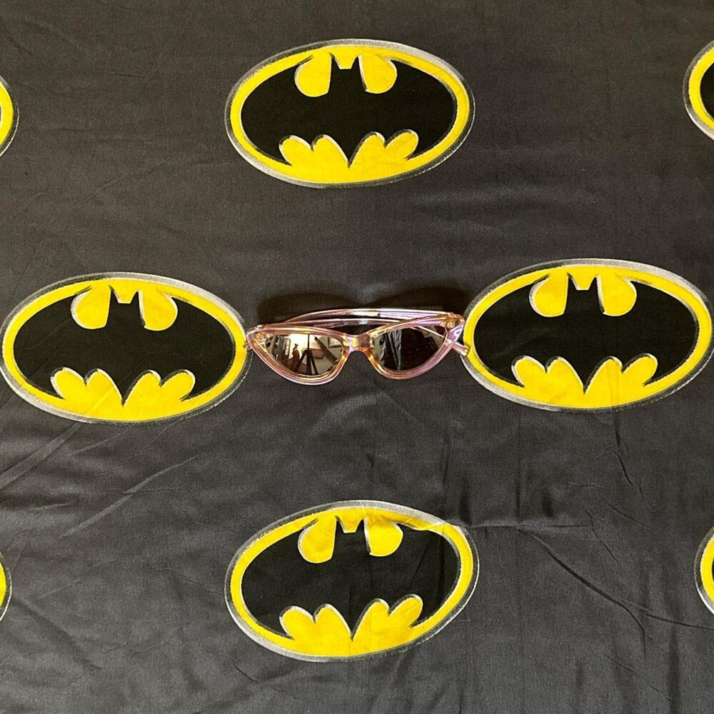 Retro Style Translucent Holo Oink Cat Eye Sunglasses